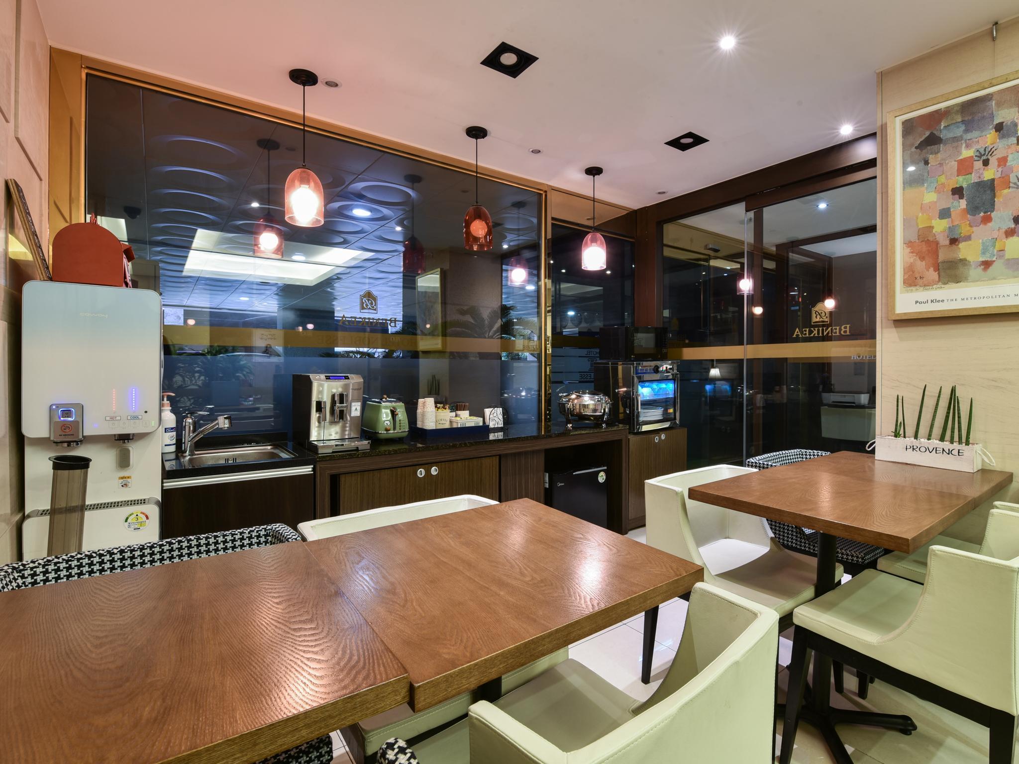 Noblesse, Yeoksam Hotel Séoul